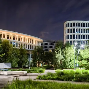 Szálloda Sound Garden Airport